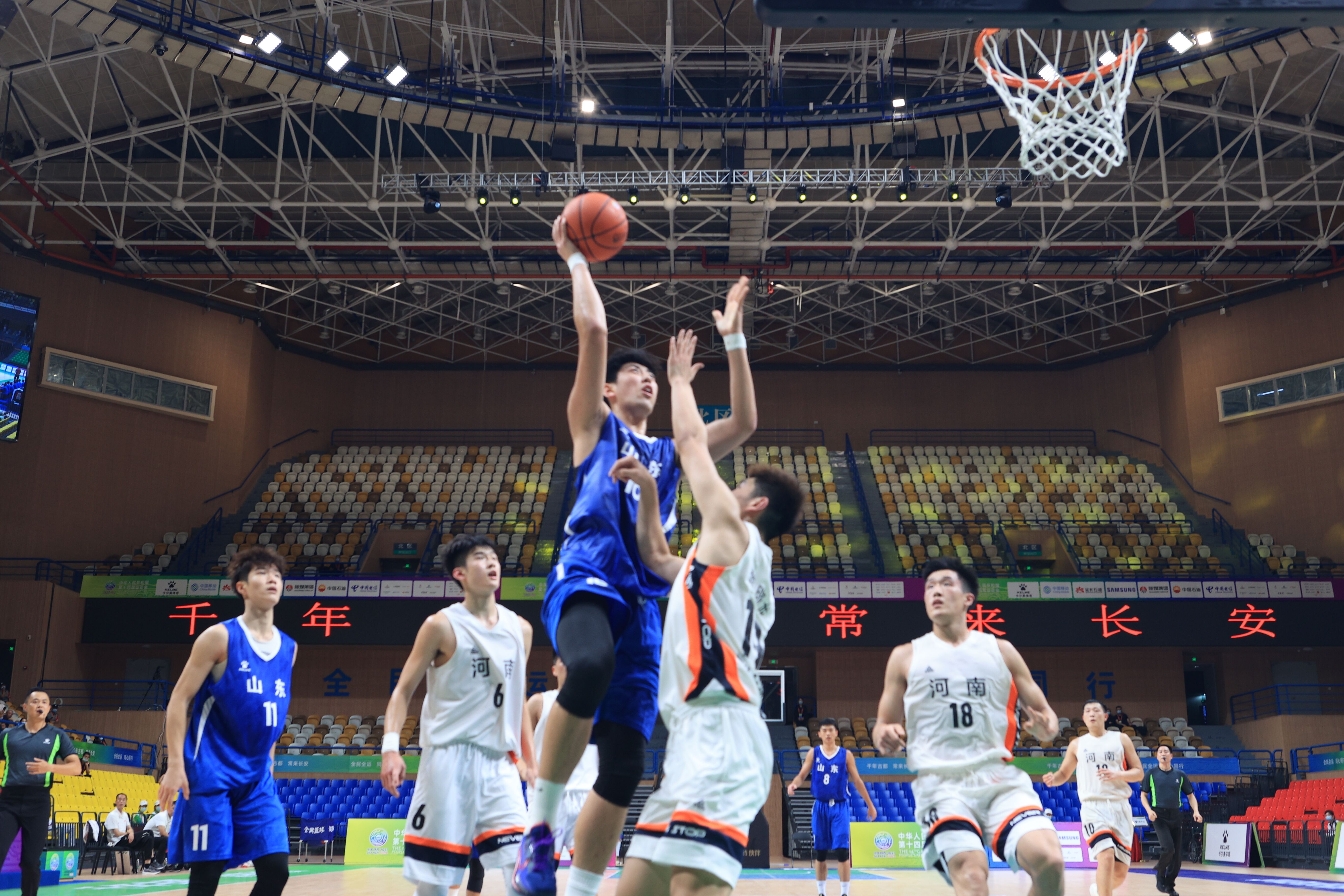 他以其独特 他以其独特